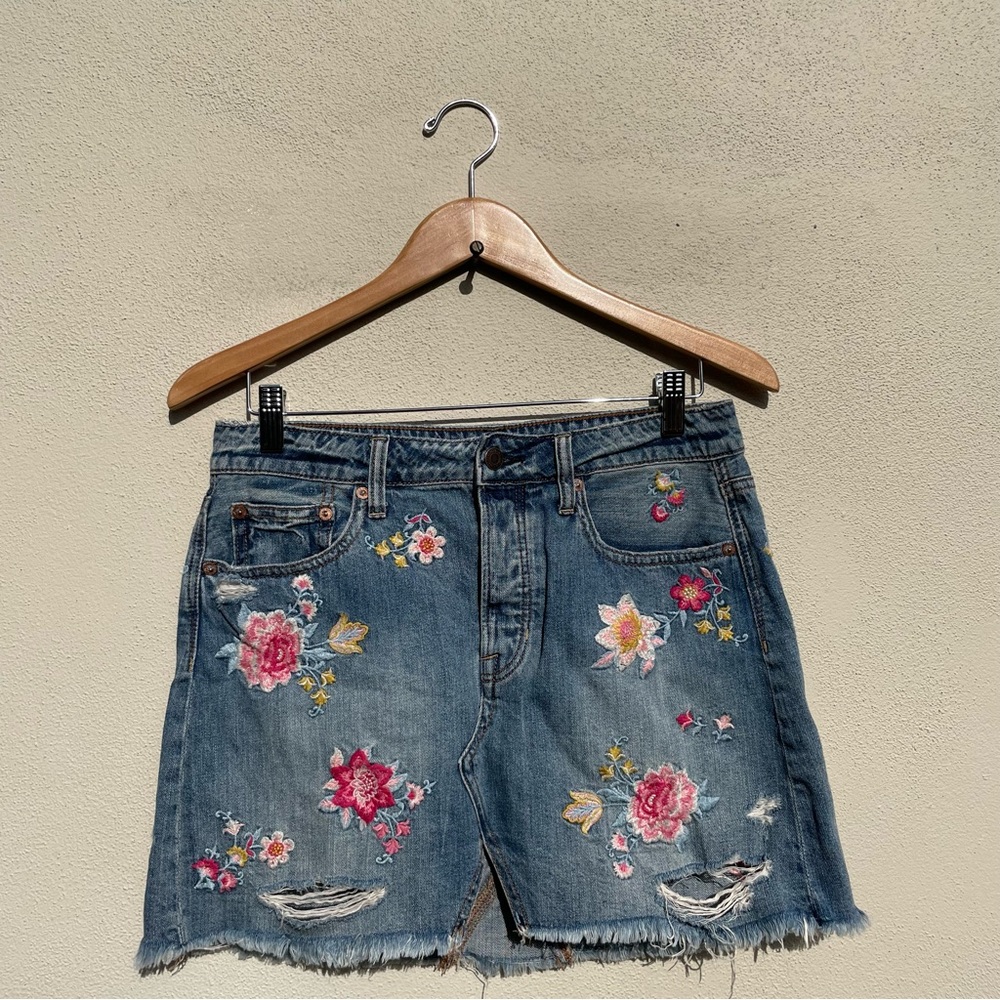 American Eagle Outfitters Blue Floral Jean Skirt